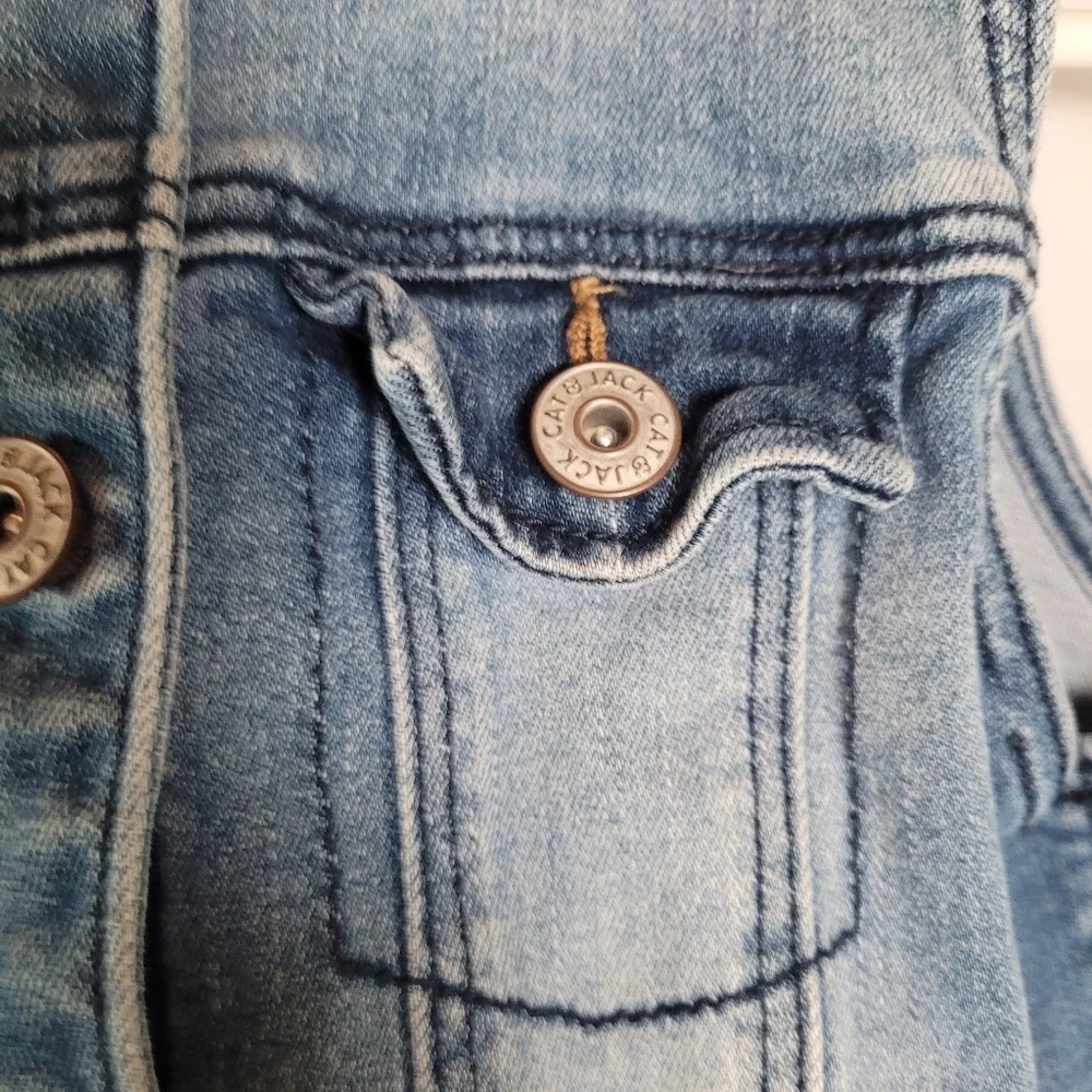 Cat & Jack Kids Medium Wash Denim Vest Size Medium 7/8